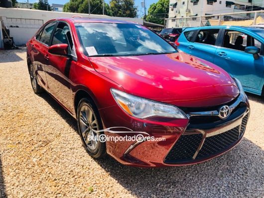 Toyota Camry Carros en venta