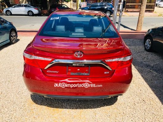 Toyota Camry Carros en venta