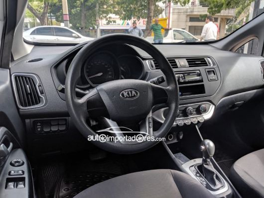 Kia Rio Carros en venta