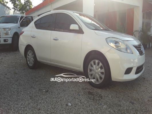 Nissan Versa Carros en venta