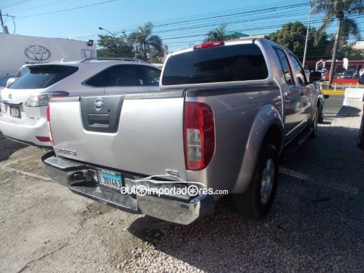 Nissan Frontier Camioneta en venta
