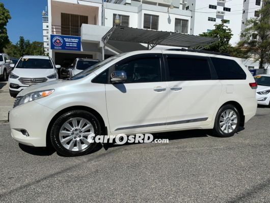 Toyota Sienna Minivan en venta