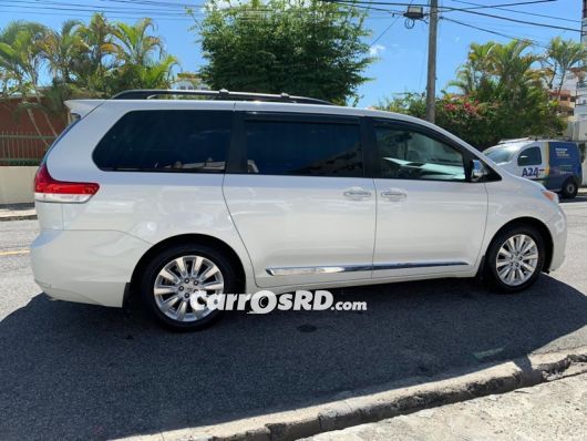 Toyota Sienna Minivan en venta
