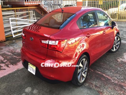 Kia Rio Carros en venta