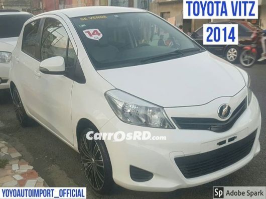Toyota Vitz Carros en venta