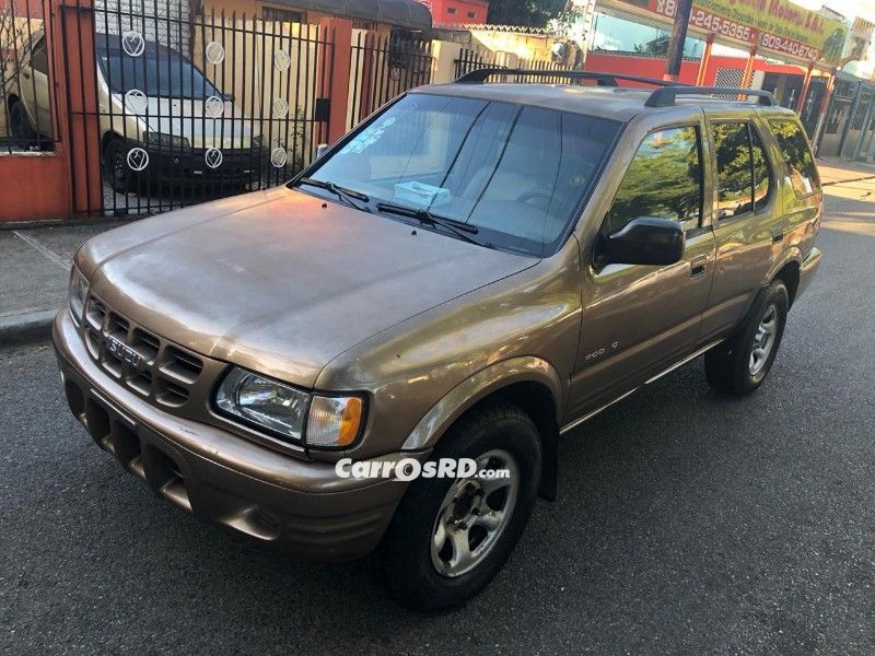 Isuzu