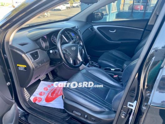Hyundai Elantra Carros en venta