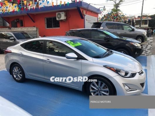 Hyundai Elantra Carros en venta