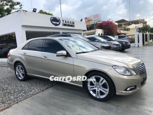 Mercedes-Benz Clase E Carros en venta