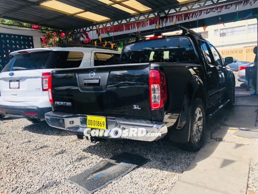 Nissan Frontier Camioneta en venta