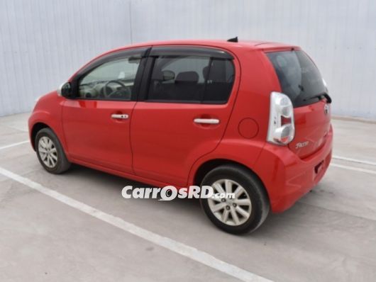 Toyota Passo Carros en venta