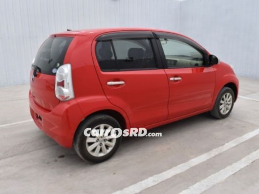 Toyota Passo Carros en venta