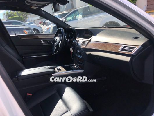 Mercedes-Benz Clase E Carros en venta