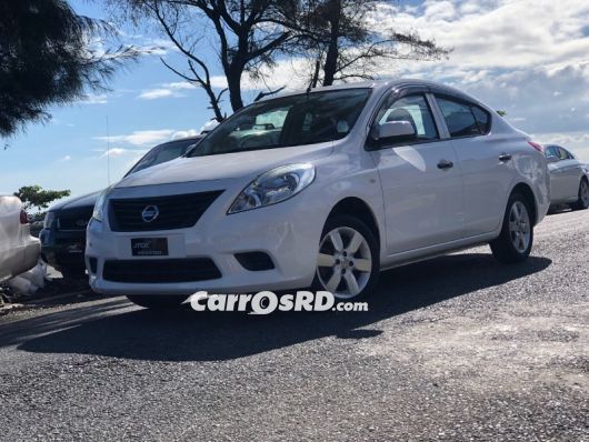 Nissan Tiida Carros en venta