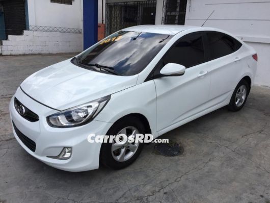 Hyundai Accent Carros en venta