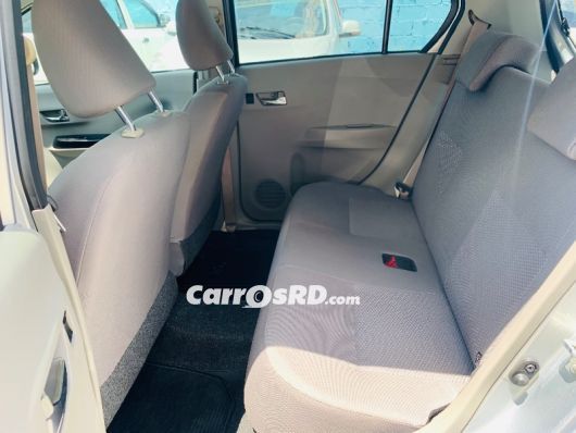 Daihatsu Mira Carros en venta