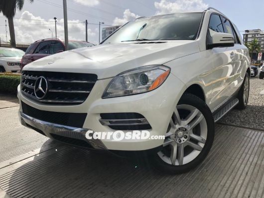 Mercedes-Benz Clase ML Jeepeta en venta