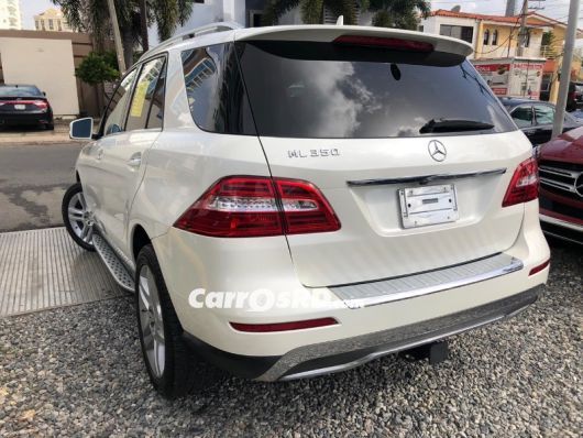 Mercedes-Benz Clase ML Jeepeta en venta