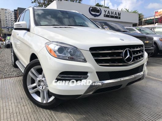 Mercedes-Benz Clase ML Jeepeta en venta