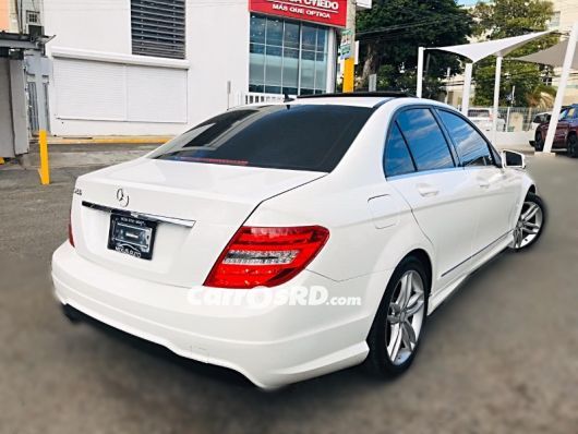 Mercedes-Benz Clase C Carros en venta
