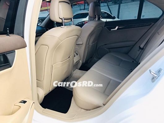 Mercedes-Benz Clase C Carros en venta