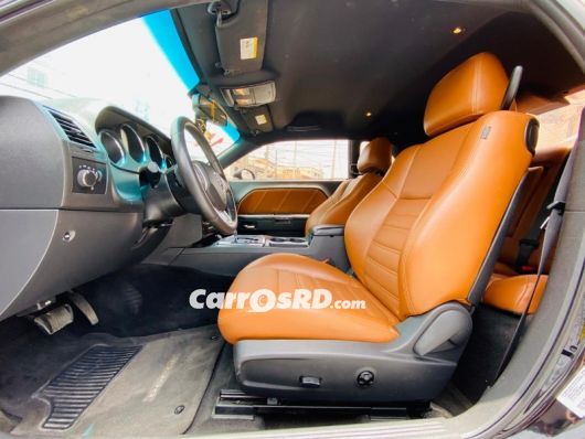 Dodge Challenger Carros en venta