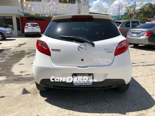 Mazda Demio Jeepeta en venta