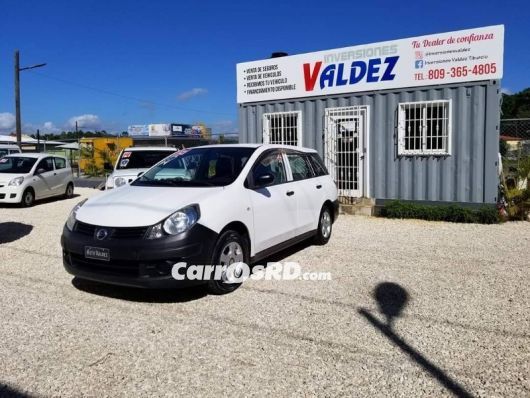 Nissan AD Carros en venta