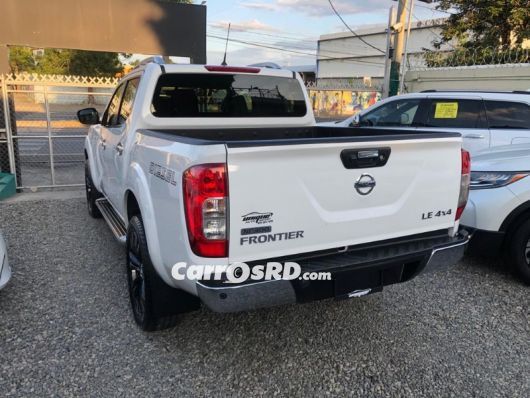 Nissan Frontier Camioneta en venta