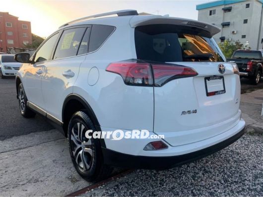 Toyota RAV4 Jeepeta en venta