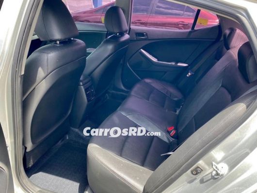 Kia K5 Carros en venta