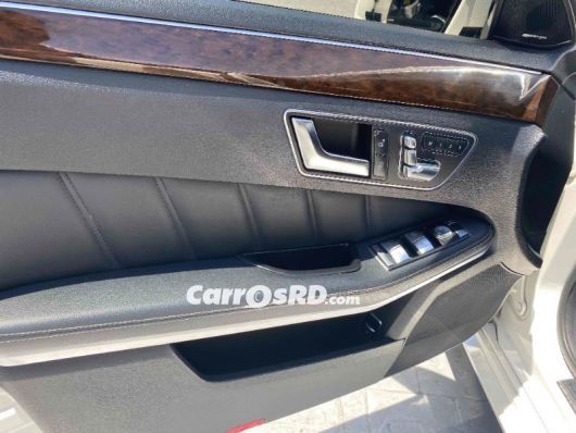 Mercedes-Benz Clase E Carros en venta