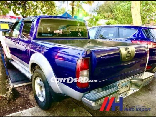 Nissan Frontier Camioneta en venta