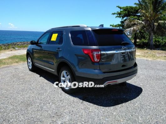 Ford Explorer Jeepeta en venta