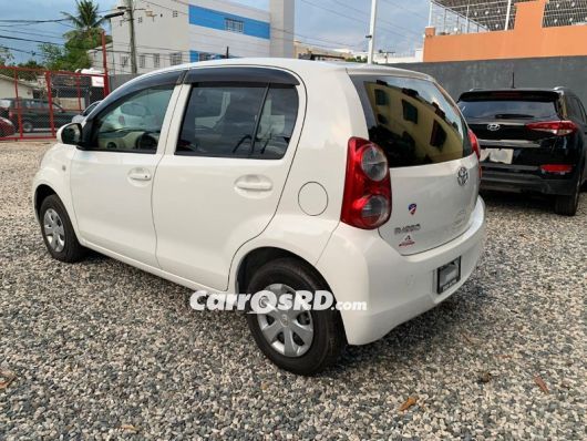 Toyota Passo Hatchback en venta