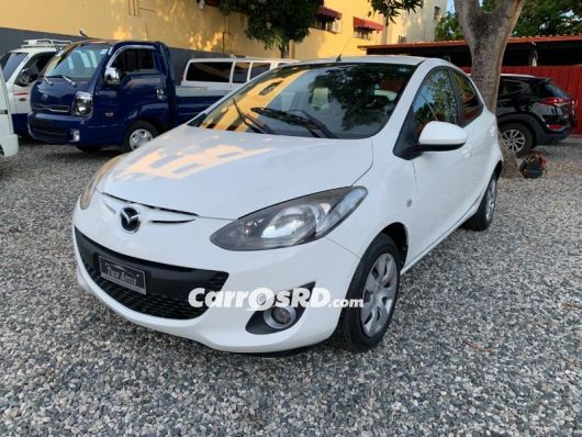 Mazda Demio Hatchback en venta