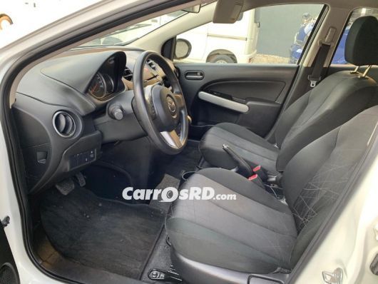 Mazda Demio Hatchback en venta
