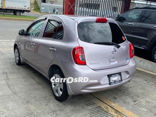 Nissan March Carros en venta