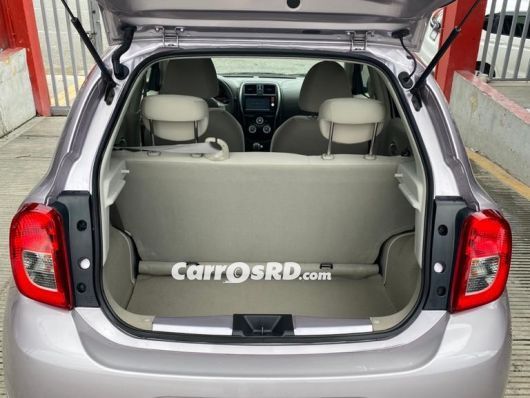 Nissan March Carros en venta