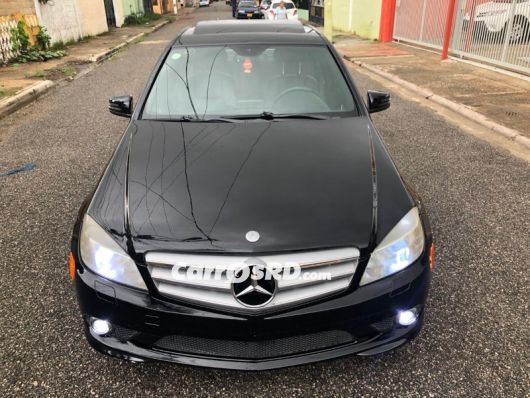 Mercedes-Benz Clase C Carros en venta