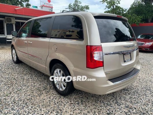Chrysler Town and Country Minivan en venta
