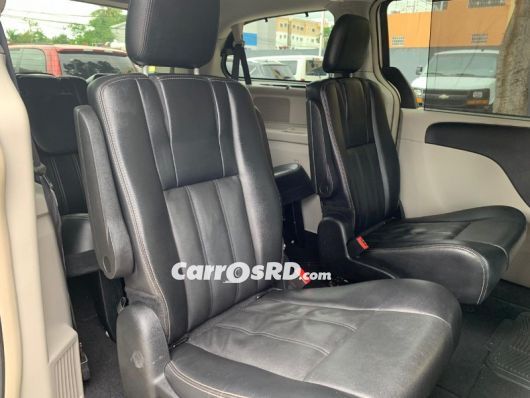 Chrysler Town and Country Minivan en venta