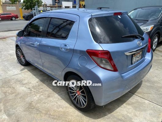 Toyota Vitz Hatchback en venta