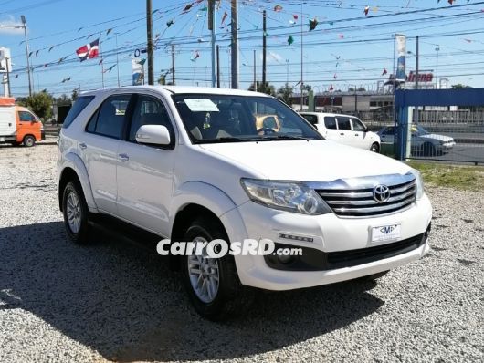 Toyota Fortuner Jeepeta en venta