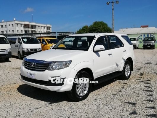 Toyota Fortuner Jeepeta en venta