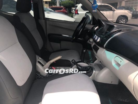 Mitsubishi L200 Jeepeta en venta