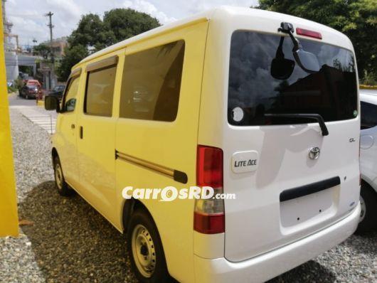 Toyota Town Ace Minivan en venta