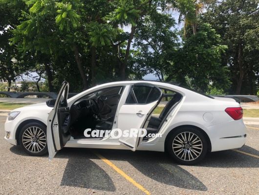 Kia K7 Carros en venta