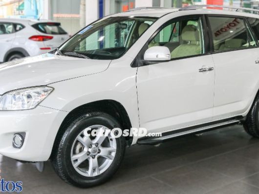 Toyota RAV4 Jeepeta en venta