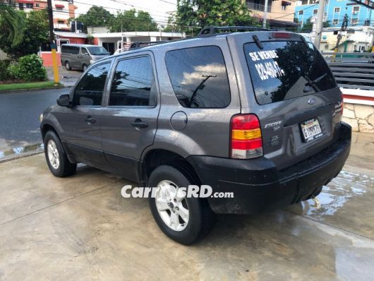 Ford Escape Jeepeta en venta